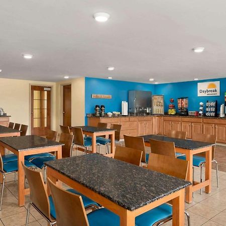 Days Inn By Wyndham Airport/Maine Mall South Portland Zewnętrze zdjęcie