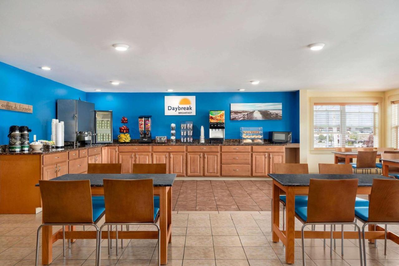 Days Inn By Wyndham Airport/Maine Mall South Portland Zewnętrze zdjęcie