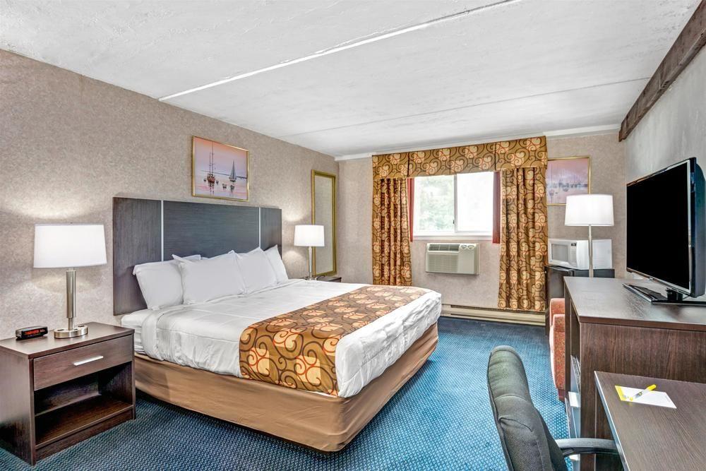 Days Inn By Wyndham Airport/Maine Mall South Portland Zewnętrze zdjęcie