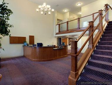 Days Inn By Wyndham Airport/Maine Mall South Portland Wnętrze zdjęcie